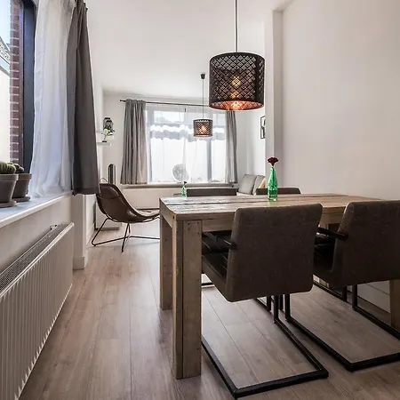 Apartment Spacious Koningstraat *